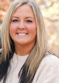 Vinton Chamber of Commerce installs officers and board of directors for  2025