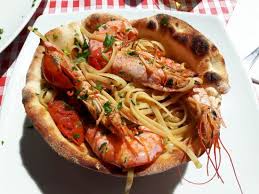 Siete alla ricerca di una gustosa ricetta per riutilizzarli? Spaghetti Ai Gamberoni Nei Cestini Di Pane Foto Di Gust Ame Napoli Tripadvisor