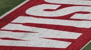 Wisconsin Wake Forest Square Off In Duke S Mayo Bowl channel 3000