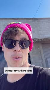 All ages show in Sandy Eggo Sunday the 29th!! Let’s go!!!  @aquarius_bar_and_grille is the SPOT 🥳 #goodvibesonthejetty , Catch  @jakeknoxmusic and @gbuttasnaps’s parents