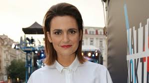 42, born 12 december 1978. Pisarovicova Stale Nenasla Toho Praveho Priznala V Cem By Kafe Cz