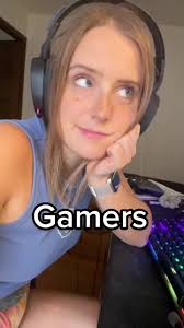 Not me always trying to convert everyone 😂😂😂 #tarkov #tarkovtok #eft  #escapefromtarkov #gaming