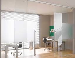 Floor ceiling sliding closet doors. Floor To Ceiling Glass Doors 13 Modern Design Ideas Avanti Systems