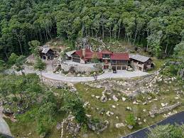 From early 2006, dale kidder of kidder construction has been actively involved in a number of construction projects within my development, the headwaters at banner elk. Igzzcqtabc72 M