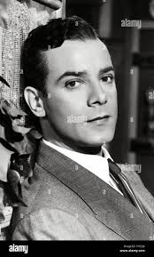 Guétary hi-res stock photography and images