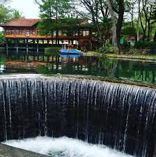 Kamu pasti penasaran dengan harga yang harus dibayar untuk menikmati wisata yang menawarkan begitu banyak pesona tersebut. Wisata Tlatar Boyolali Jawa Tengah Paling Trending Gerai News
