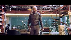 One day, he suddenly finds himself in the middle of an ancient war between those like him and their sworn annihilators. Jumper 2008 Official Trailer Youtube