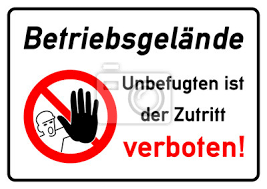 Ks112 Kombi Schild Betriebsgelande Unbefugten Ist Der Zutritt Leinwandbilder Bilder Ist Din Laufflache Myloview De