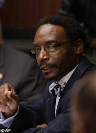 Alabama judge Marvin Wiggins forces minor offenders to give blood or do  jail time