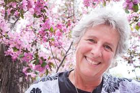 Great Old Broad Rose Chilcoat retires