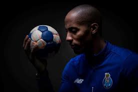 O hospital de são joão comunicou ao fc porto que alfredo quintana faleceu às 12h00 de hoje. Morreu Alfredo Quintana Guarda Redes Do Fc Porto E Da Seleccao Portuguesa