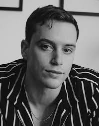 Brent Comer's Instagram, Twitter & Facebook