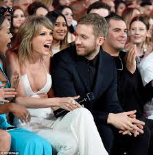 Tom hiddleston has hinted that his romance with taylor swift changed the way he approached his career. Tom Hiddleston Broke Up With Taylor Swift As He Grew Tired Of Her Daily Mail Online