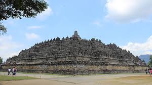 Hai teman semua kali ini gambar candi borobudur. Kumpulan Info Penting Tentang Tempat Wisata Candi Borobudur Kepogaul