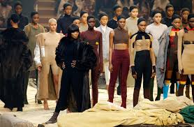 Jul 19, 2021 · the article you have been looking for has expired and is not longer available on our system. Naomi Campbell Talks About Modeling In Kanye West S Yeezy Season 3 Show Glamour