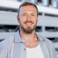 Low-code and no-code platforms: a strategic guide