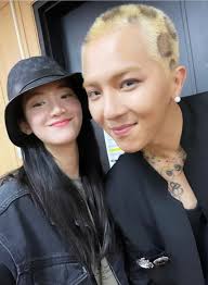 위너 송민호, 배우 박주현과 2년째 열애중 소속사 "사생활 영역 확인 불가"