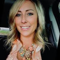 Colleen Sisk's Instagram, Twitter & Facebook