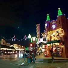 10 Wow Experiences In Chengdu China Grapevine Tx Christmas Lights Christmas Decorations