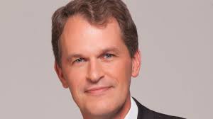 Tribune Media CFO Steven Berns exits and interim replacement named