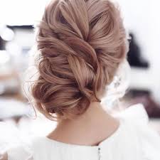 60 Beautiful Low Dutt Hairstyle Wedding For Every Bride Hairstyles Ladies Braiding Frisur Hochgesteckt Hochsteckfrisur Hochsteckfrisuren Kurze Haare