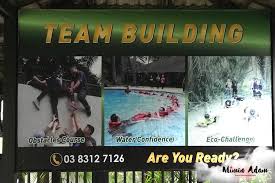 This activity requires you to split your employees into two parts and ask them to build an egg. Part 1 Team Building Terbaik Di Cyberview Resort Spa Mimin Adam