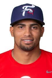 Elliot Blomquist's Instagram, Twitter & Facebook