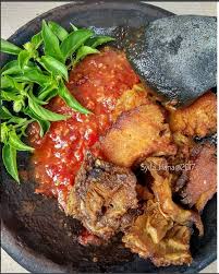Resep jamu kunyit asam sebenarnya sudah ada sejak jaman dahulu, bahkan ketika nenek moyang bangsa indonesia masih ada. Resep Dan Cara Membuat Sambel Iwak Pe Baca Resep
