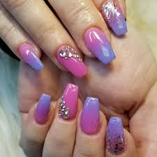 It will be fantastic to mix different color nail polishes together on your nails. Pink And White Ombre Sns Nails Nail And Manicure Trends
