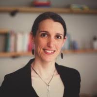 300+ perfiles de «Laia»