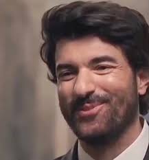 I wish everyone a beautiful day with love 🥰🌹🎶🎻🥰🌹🥰