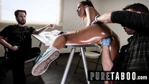 Boarder check makes Adriana Chechik squirt - Pure Taboo