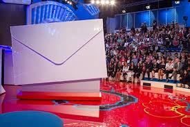 Roma, gli asili e le materne non sono più protetti. C E Posta Per Te Lei Rifiuta L Invito Lui Accoltella Il Rivale In Amore Marsala Live