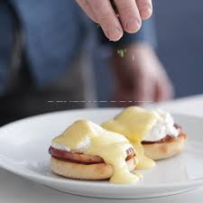 Eggs Benedict Recipe Video Recipe Video In 2020 Eggs Benedict Recipe Eggs Benedict Florentines Recipe