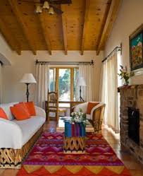 Traditional Mexican Decor In A Variety Of Suites Are Located Throughout The Propert Decoracion De Casa Mexicana Diseno Interior Mexicano Decoraciones Espanoles