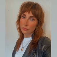 Lauren Herriott's Instagram, Twitter & Facebook