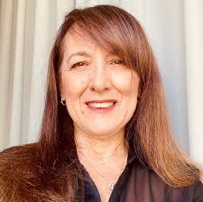 Il 31 dicembre Arzachena accoglierà uno dei più grandi eventi musicali  dell'isola: sarà Achille Lauro a salire sul palco per una serata che si  annuncia travolgente, tra musica, spettacolo ed emozioni. La