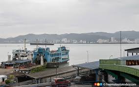 Setelah pembinaan dua jambatan di pulau pinang, kebergantungan kepada perkhidmatan feri ini nampaknya. Suruhanjaya Pelabuhan Pulau Pinang Buka Tawaran Jadikan Feri Tarikan Pelancong Free Malaysia Today Fmt