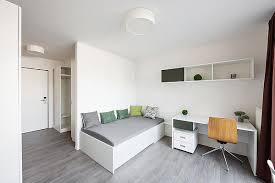 Ob als gemütliches zuhause für studenten, eine günstige bleibe für rentner oder hier können sie günstig leben und sind bei teilmöblierten wohnungen immer flexibel. Moblierte Apartments In Zentraler Lage In Essen Mieten Urban Living Essen