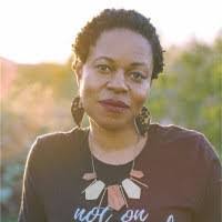 Lisa Commer's Instagram, Twitter & Facebook