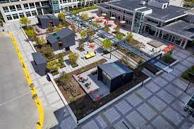 We encourage microsoft teams, business the microsoft store and visitor center are located in building 92 of microsoft's main redmond campus. Microsoft Freshens Up Campus Buildings With History And Modernity