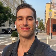 Omar Jason Farah 🇸🇴 (@_omarjason_)