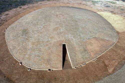 Una formidable muestra de ingeniería prehistórica: el Dolmen de Soto  (Trigueros, Huelva).