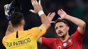 Ao norte, faz fronteira com frança, suíça, áustria e eslovênia ao longo dos alpes. Nations League Portugal Qualify For Finals After Italy Draw As Com