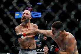 6 module, touren und übungen, die tief in die natur hineinführen. Makhmud Muradov Goes Upstairs Lays Out Trevor Smith At Ufc On Espn 7 Mma Fighting