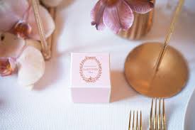 Just look how fun these are! 16 Of The Best Christmas Table Favours