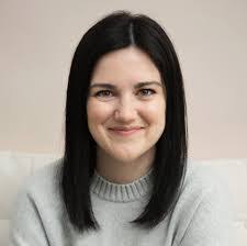 Jessica Suzuki's Instagram, Twitter & Facebook