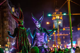 Scotlands' hogmanay customs and traditions go back hundreds of years and are unique. Hogmanay 2019 2020 A Guide To Celebrating New Years In Edinburgh Scotland