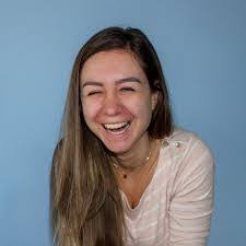 Laura Coppens's Instagram, Twitter & Facebook