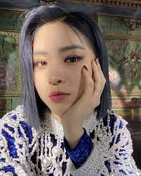 itzy thailand on twitter 長い黒髪 リュジン 美人 顔